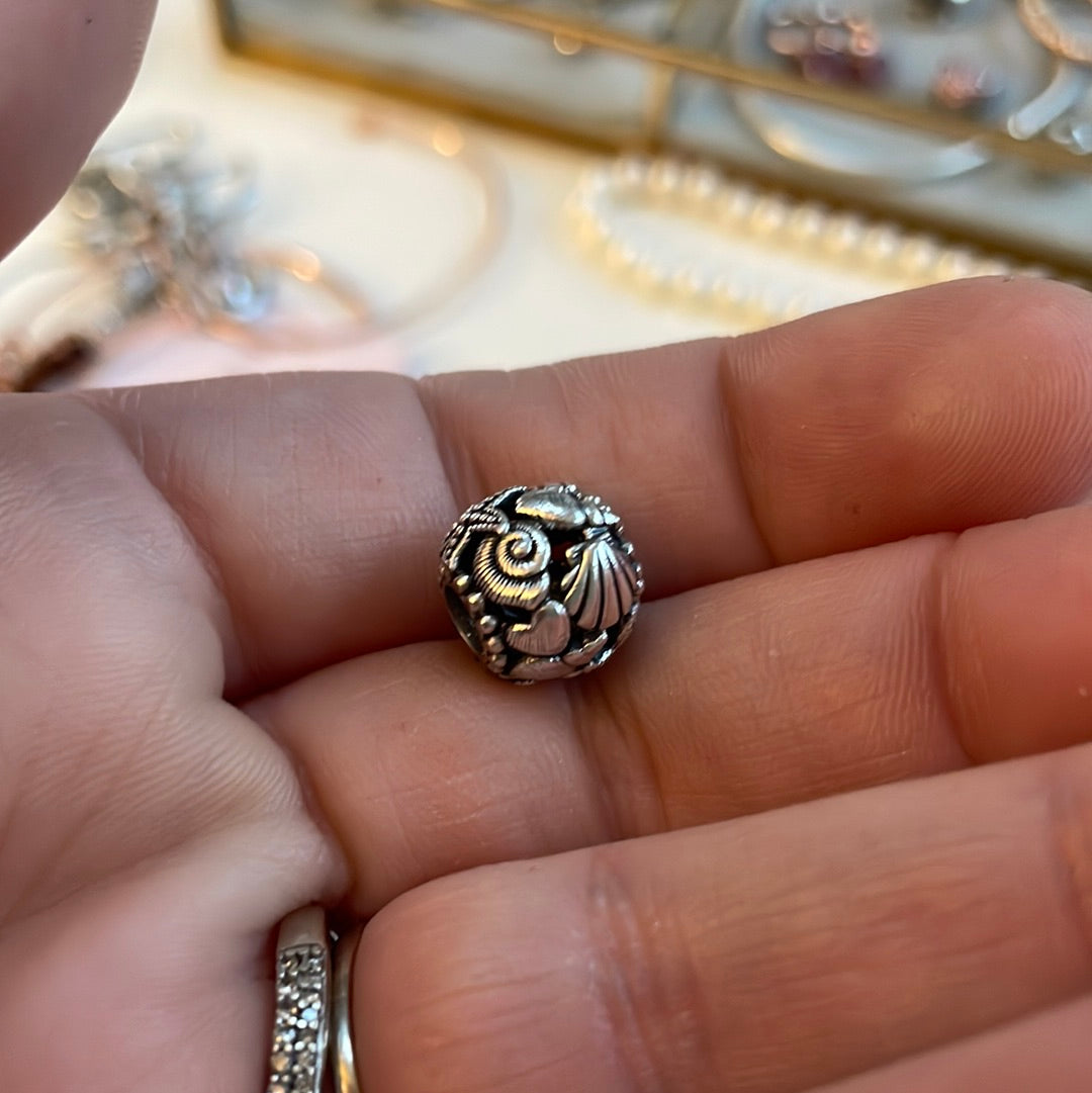 Genuine Pandora Seashell and Starfish Charm in Plain Silver Openwork Summer