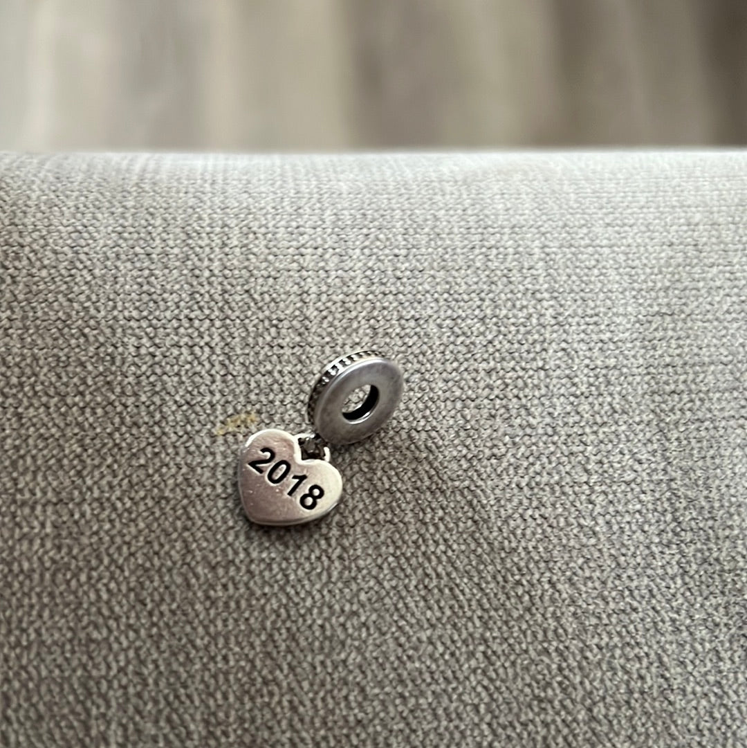 Genuine Pandora New York 2018 Charm Apple Travel Holiday