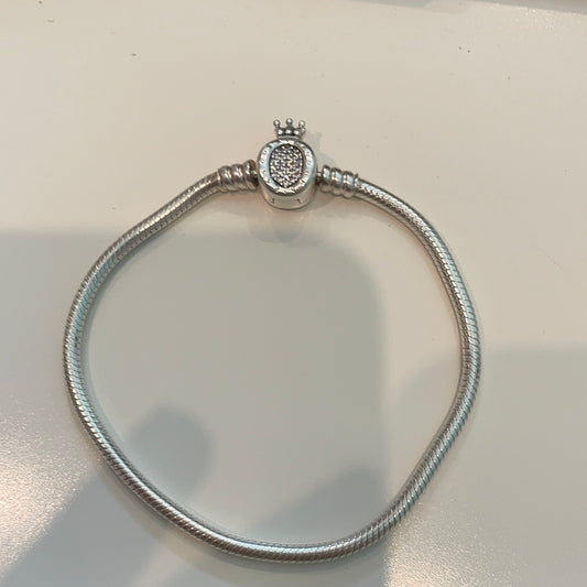 Genuine Pandora Moments Bracelet 20cm Crown Pave Clasp Smooth