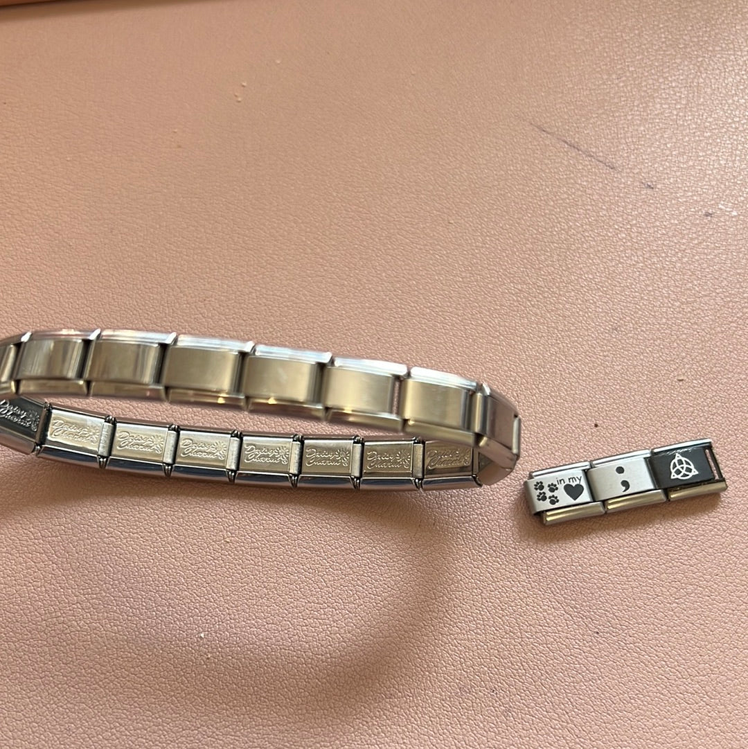 Strip of Daisy Charms Links for Nomination Bracelets 18 Charms