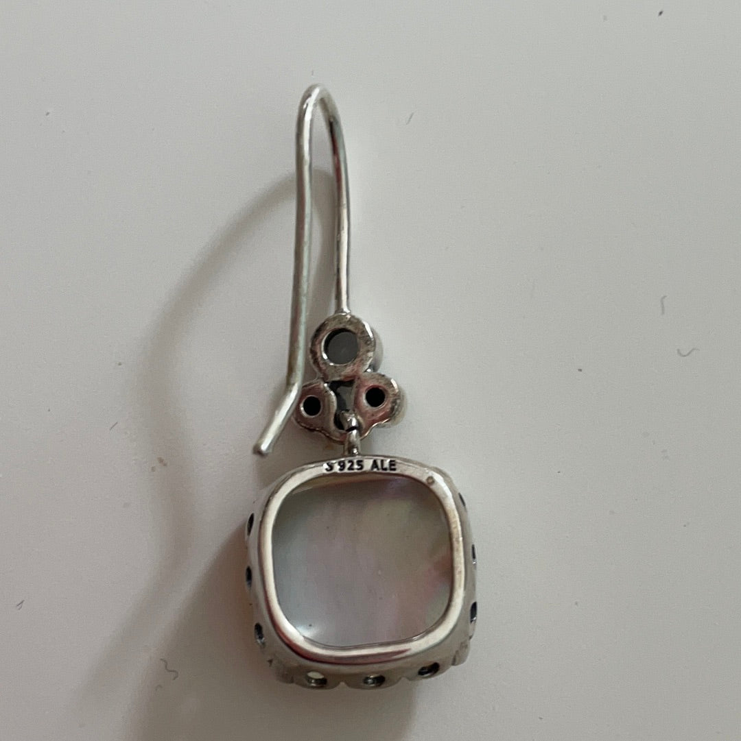 Genuine Pandora SUPER RARE and HTF Elegant Sincerity Mother of Pearl Dangle Compose Earrings