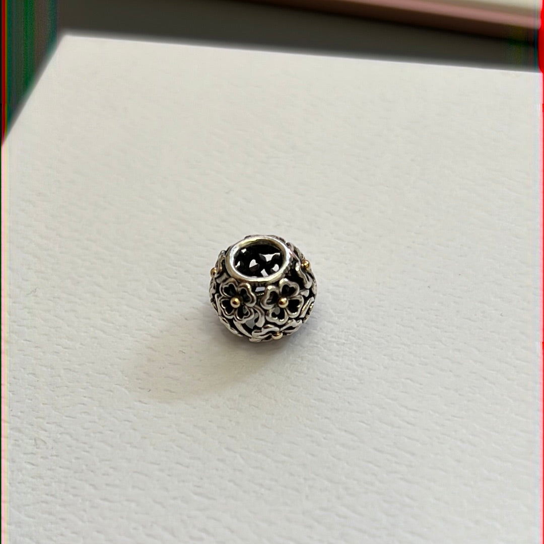 Genuine Pandora RARE HTF Two Tone Clover Openwork Floral Charm