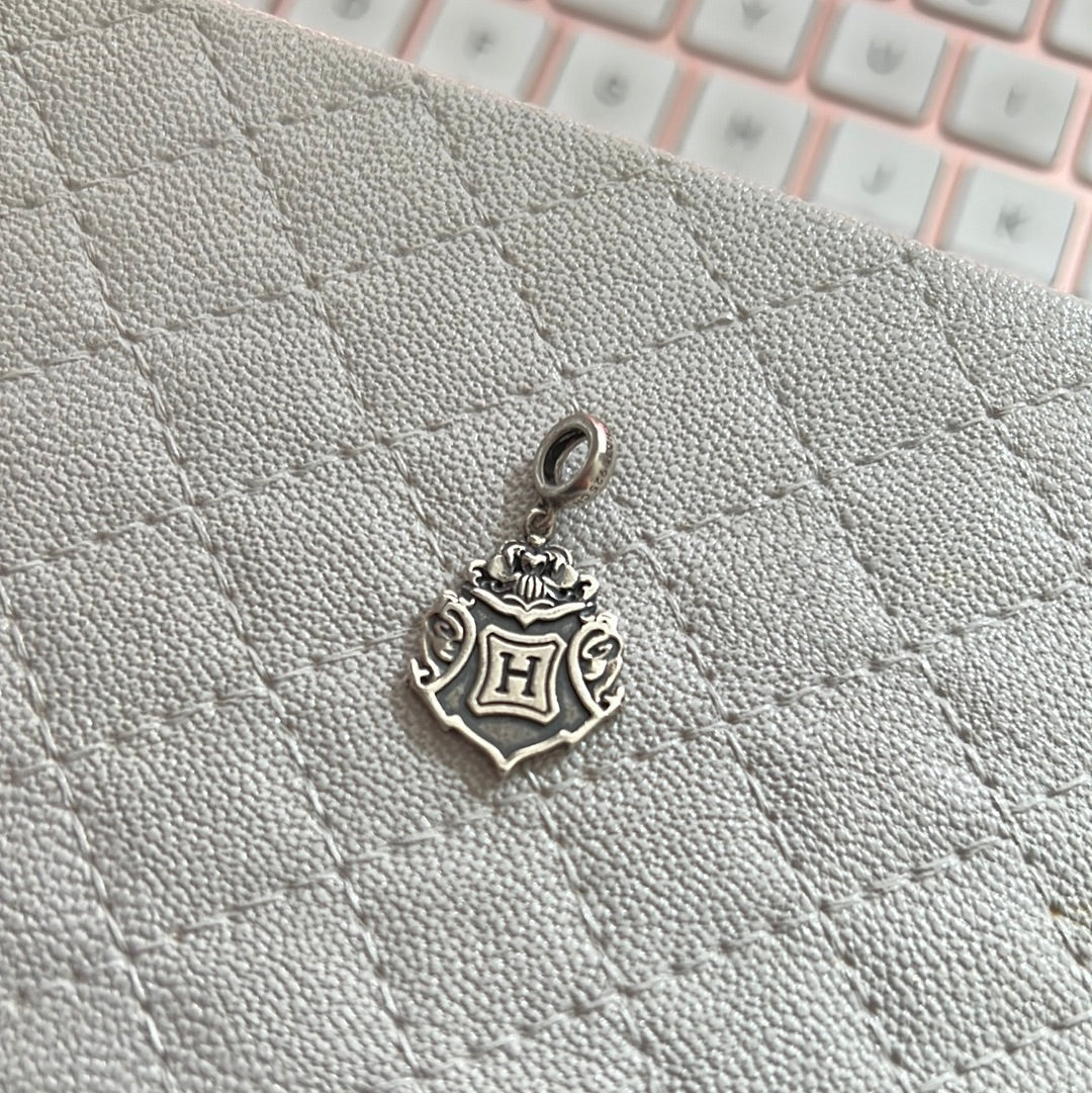 Genuine Chamilia Harry Potter House Hogwarts Crest Dangle Charm