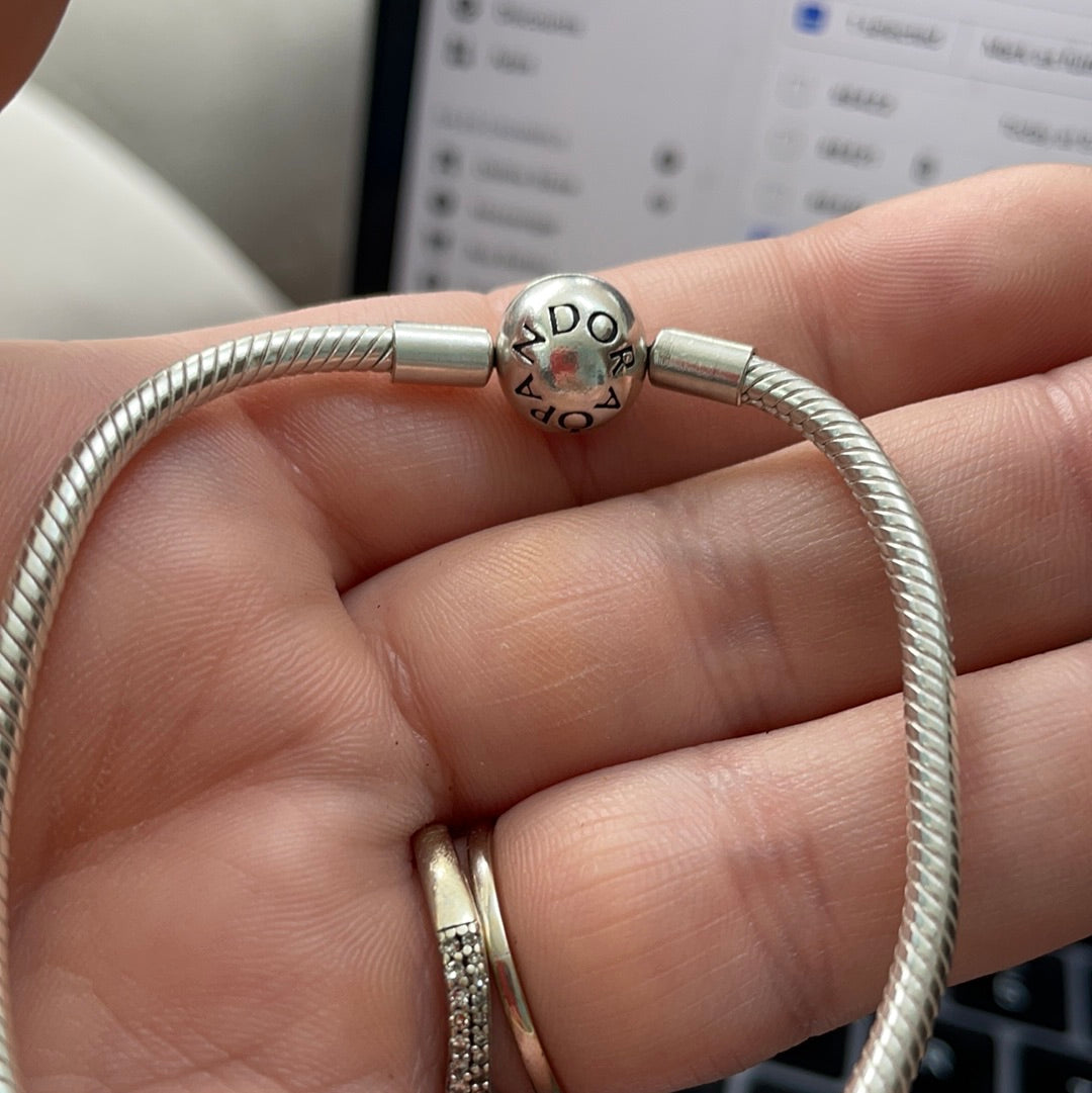Genuine Pandora Moments Bracelet Smooth