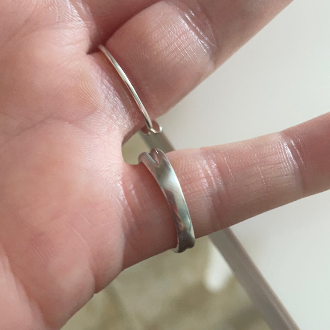 Sterling Silver Ring Wave With Matte and Shiny Silver Layers Size 54
