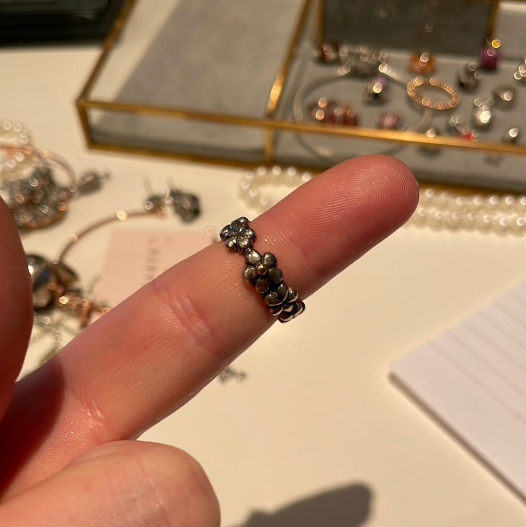 Genuine Pandora Two Tone Daisy Ring Size 58 HTF