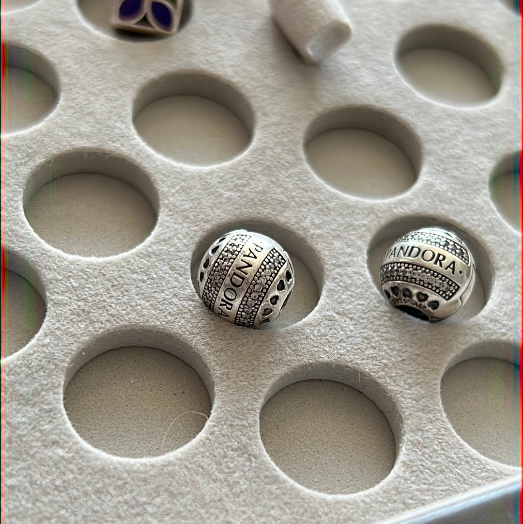 Genuine Pandora Pave Radiant Hearts Logo Pandora Clips Sold As A Pair