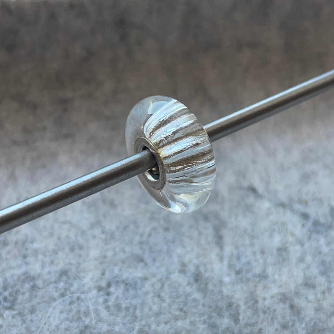 Genuine Chamilia White Chrome Silver Corrugated Foil Murano Charm