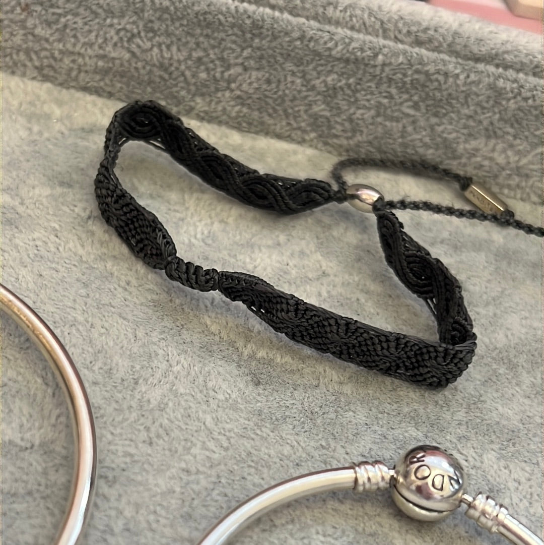 Genuine Pandora Grey Macramé Material Bracelet Clip Station One Charm Bracelet