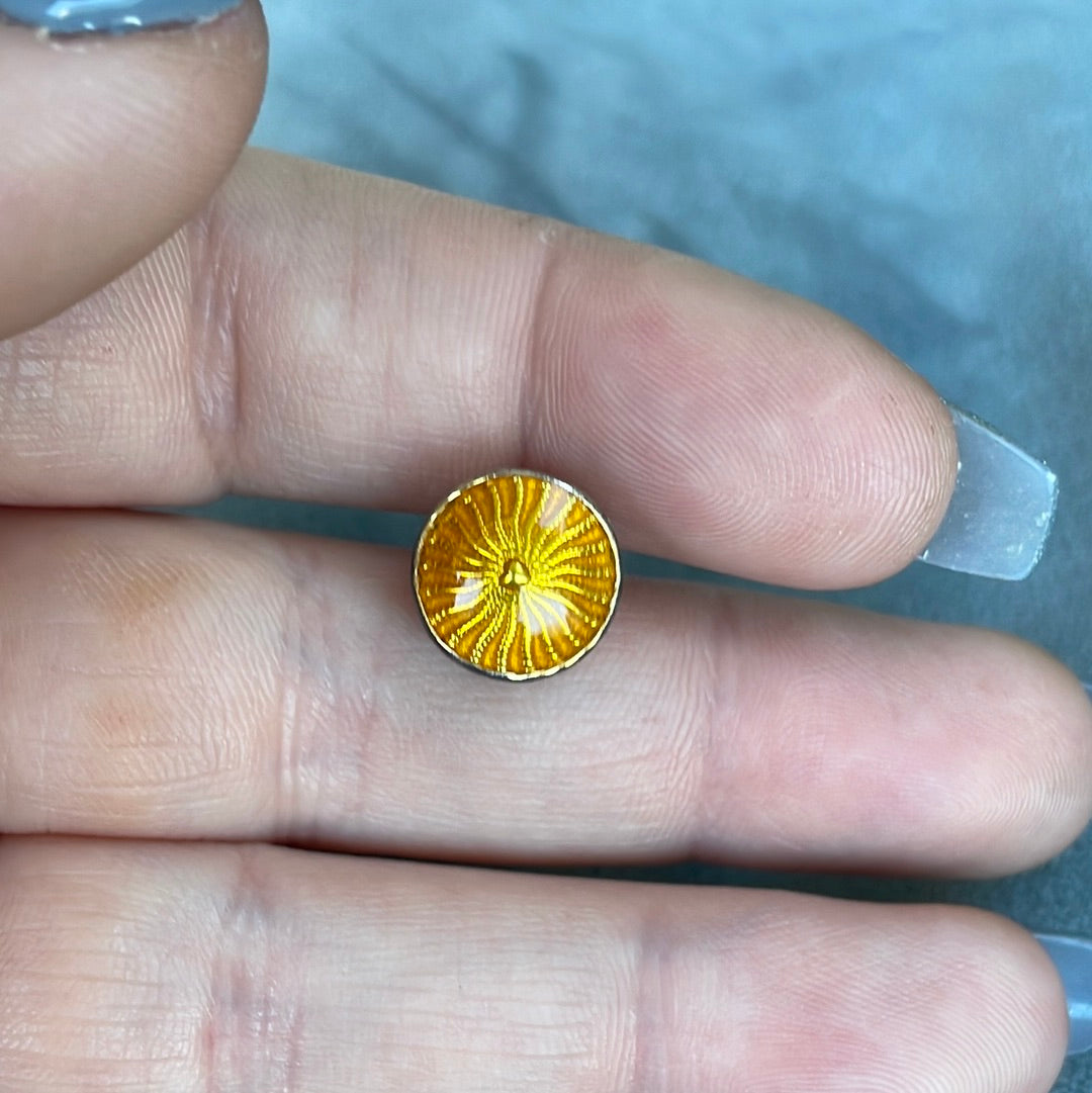 Genuine Pandora Shine Gold Sunshine Rays Oval Charm With Heart and Sides Pave