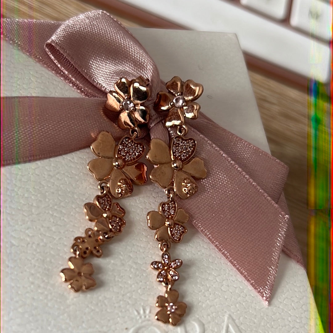 Genuine Pandora Rose Gold Meadow Rose Wildflower Dangle Earrings Beautiful
