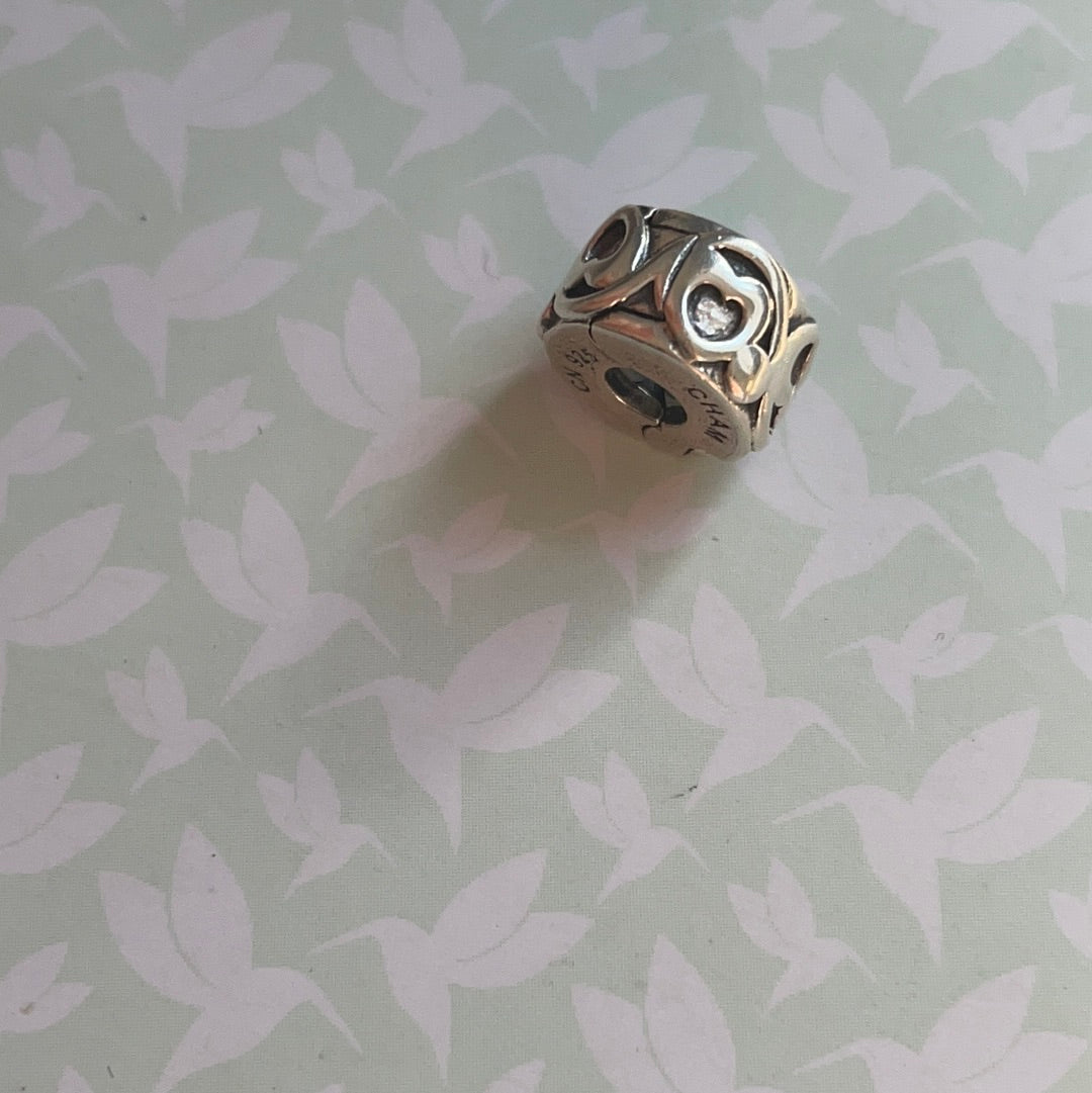 Genuine Chamilia Swirl Heart Silicone Clip Charm