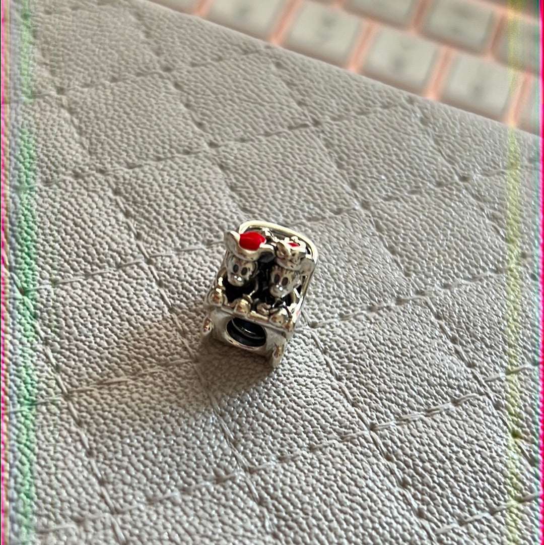 Genuine Pandora Disney Minnie and Mickey 2018 Exclusive Christmas Sleigh Charm