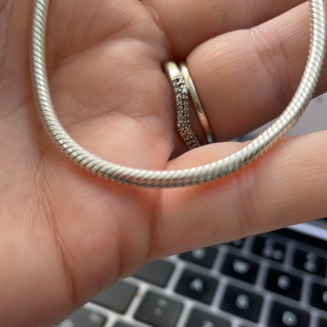 Genuine Pandora Moments Bracelet Smooth