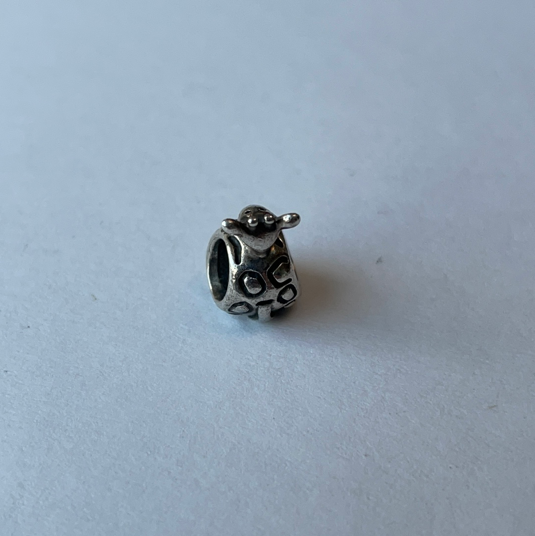 Genuine Pandora Retired Giraffe Charm