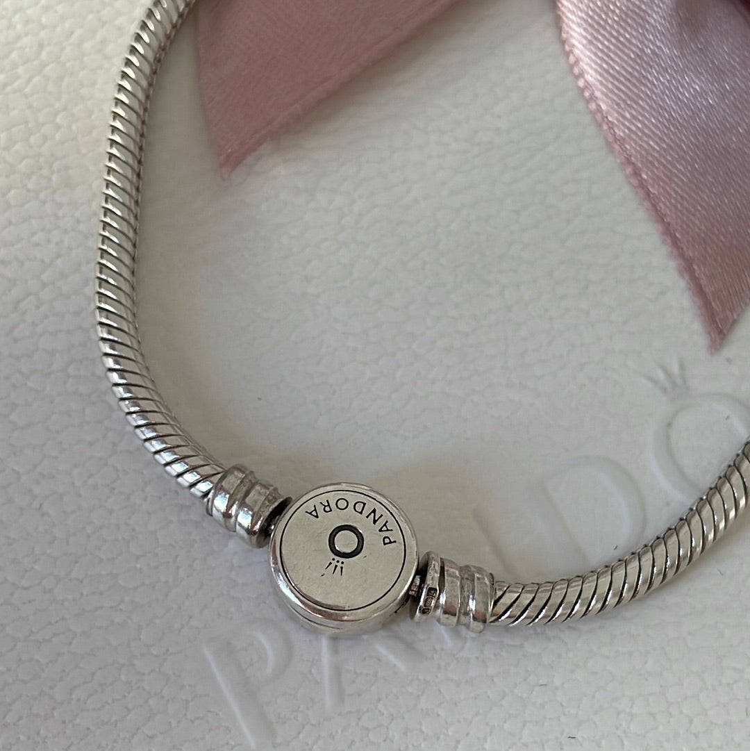Genuine Pandora Moments Sparkling Blue Clasp Snake Chain Bracelet 18cm