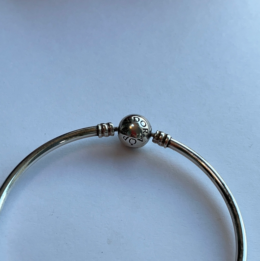 Genuine Pandora Moments Bangle Various Sizes