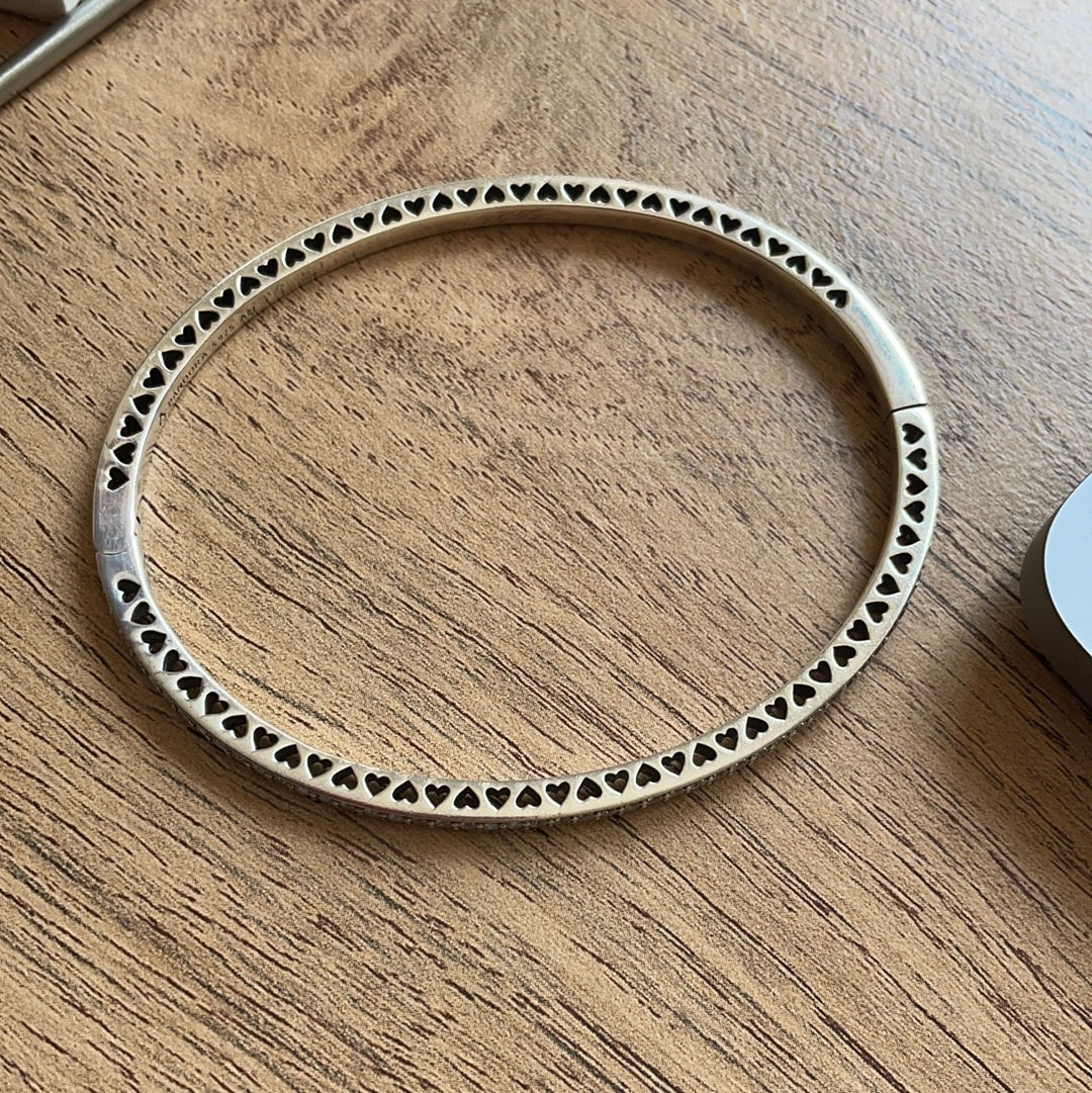 Genuine Pandora Radiant Hearts Bangle Baby Blue Bangle Size 2