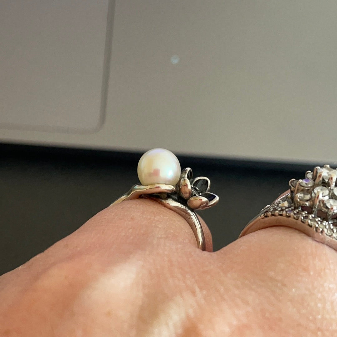 Genuine Pandora Black Flower Mystical Floral Collection Ring With Freshwater Pearl Size 50