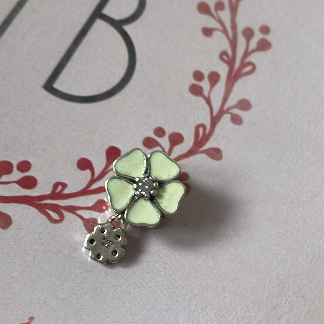 Genuine Pandora Bloom Cream Enamel Daisy Meadow Blossom Flower Charm With Pave Daisy Dangle