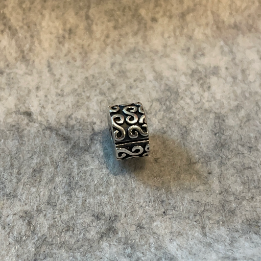 Genuine Pandora Serpentine Swirl Clip