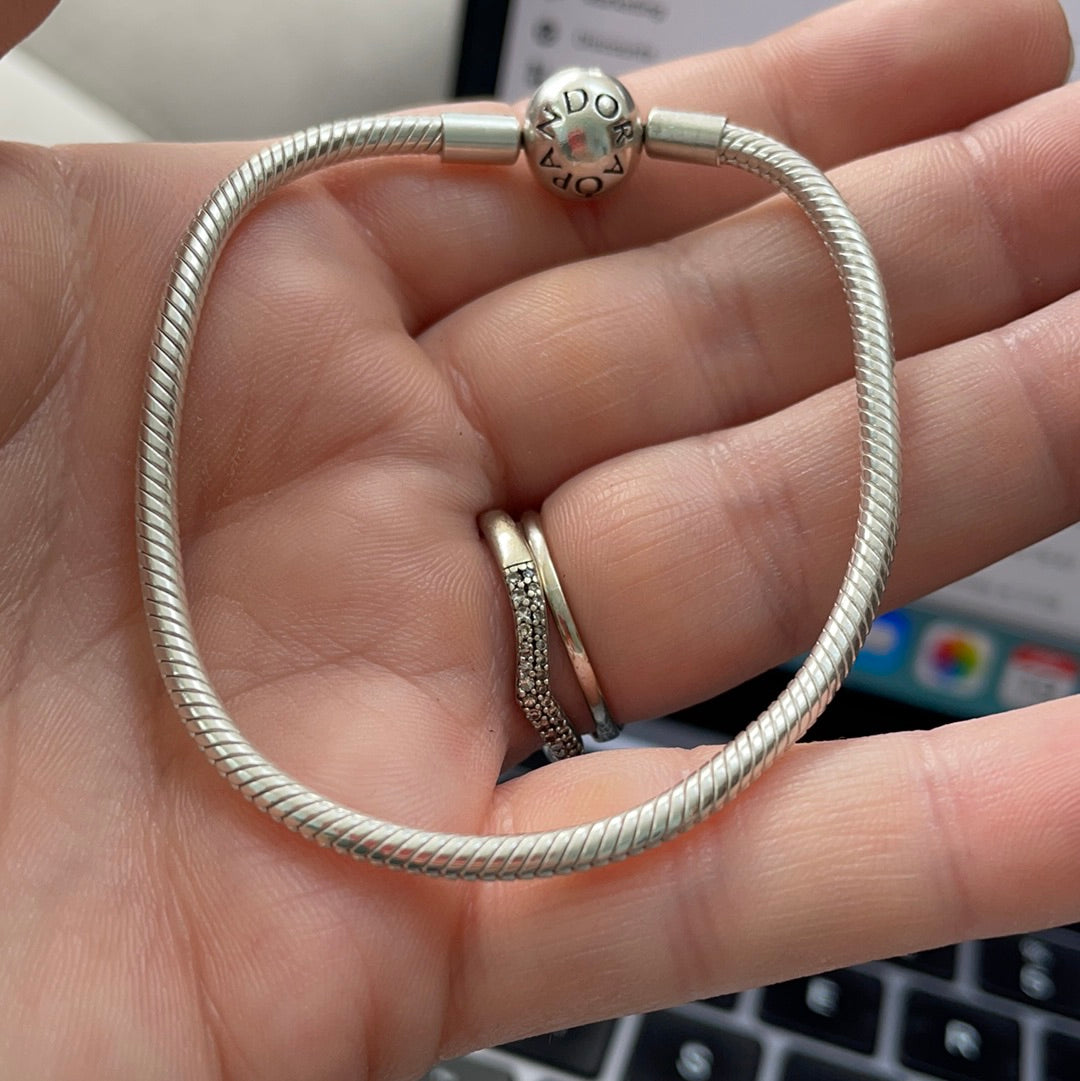 Genuine Pandora Moments Bracelet Smooth