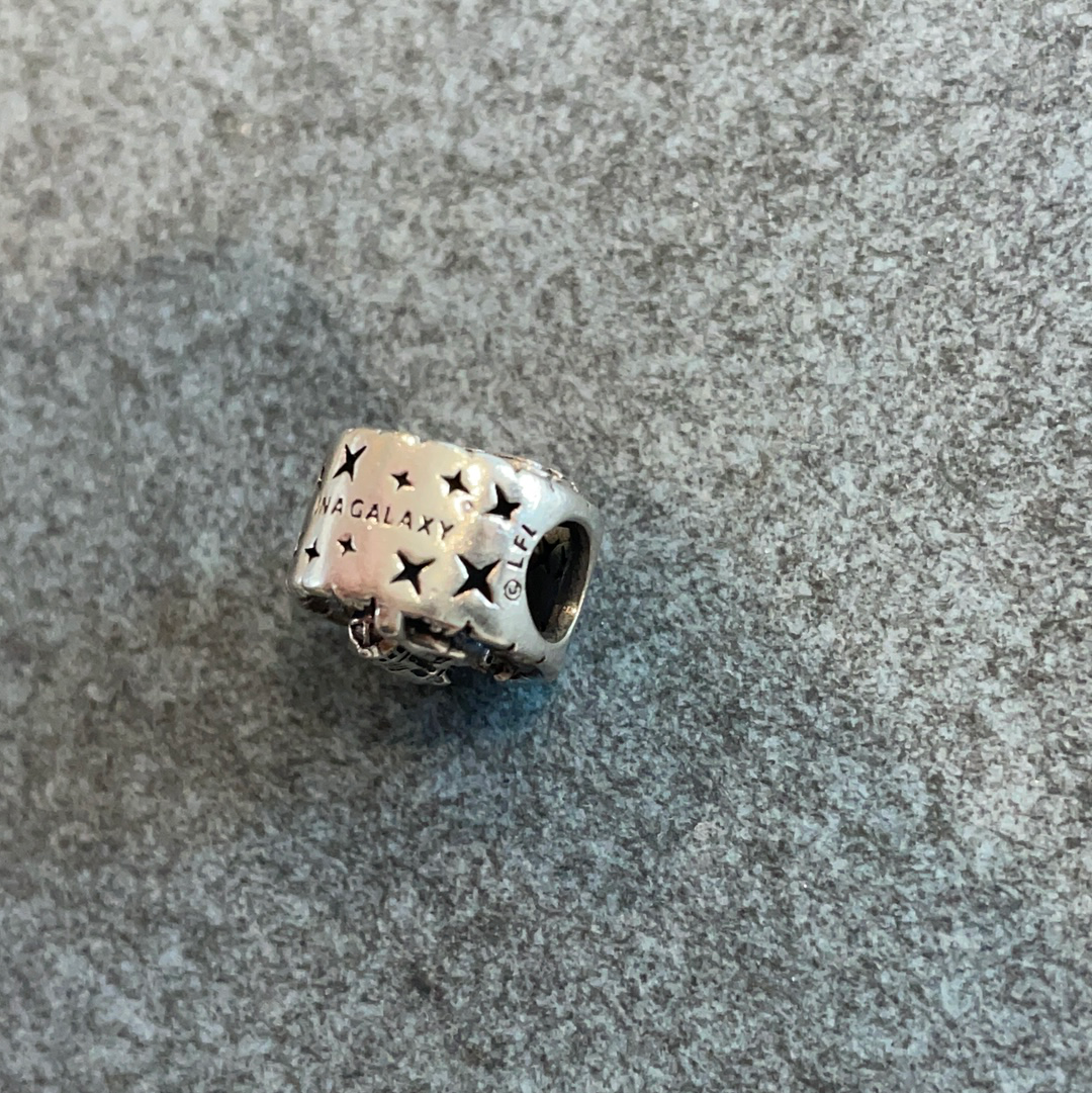 Genuine Pandora Disney Star Wars R2D2 Robot Open Work Charm
