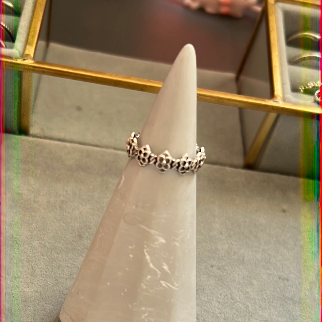 Genuine Pandora Ring Size 56 Celtic Rose Petals Flower Openwork Ring