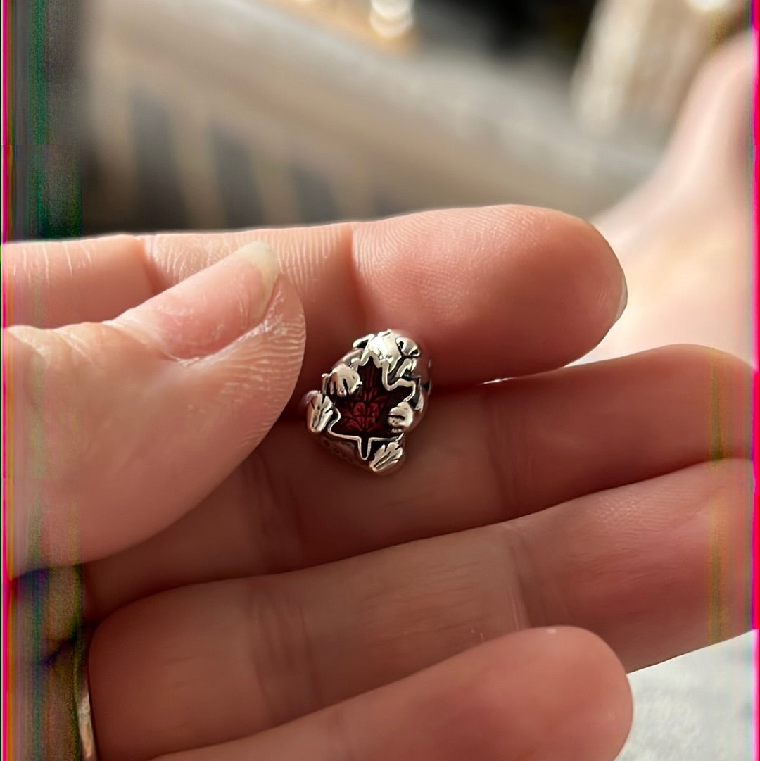 Genuine Pandora Canadian Maple Leaf With Red Enamel Beaver Travel Charm Rare HTF