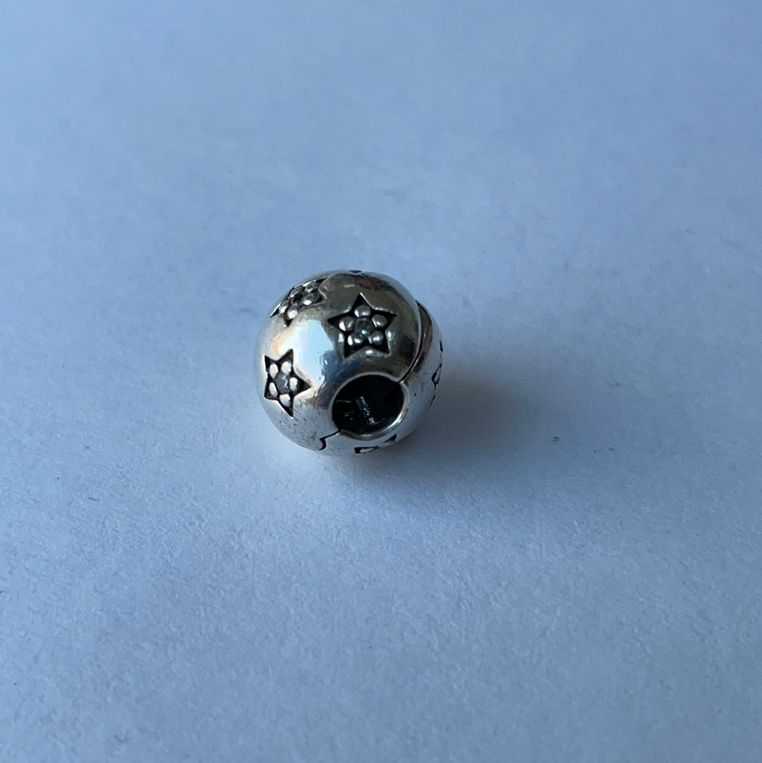 Genuine Pandora  Star Celestial Pave Clips