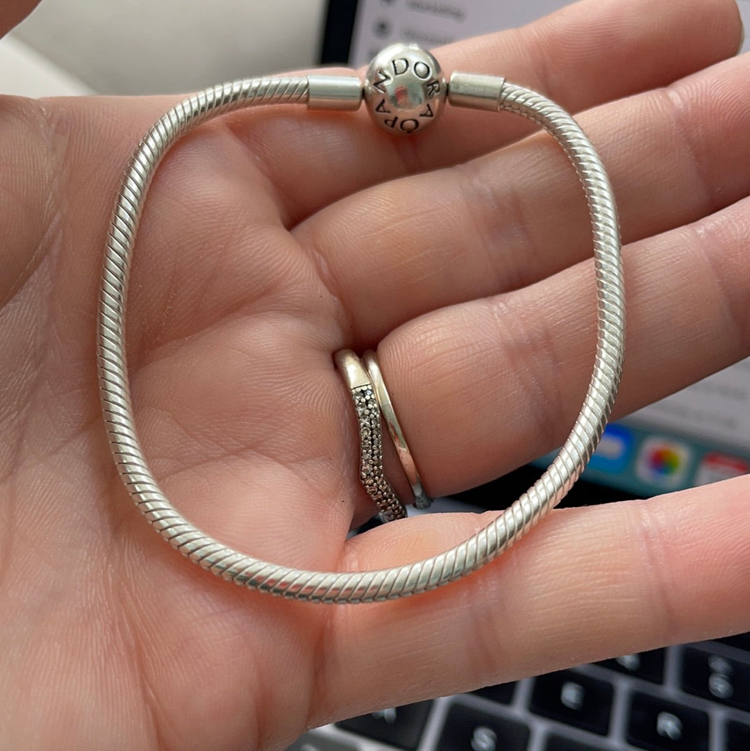 Genuine Pandora Moments Bracelet Smooth