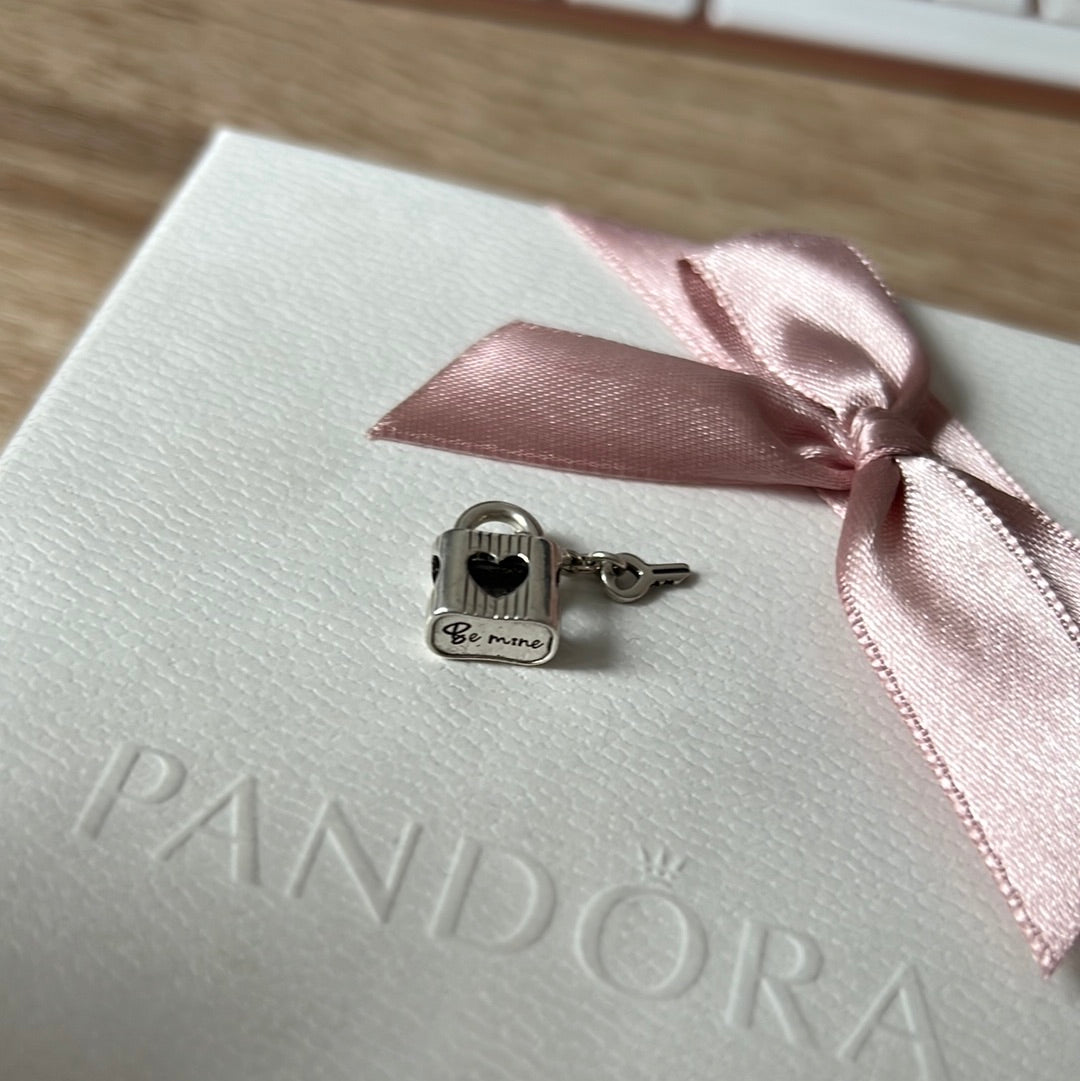 Genuine Pandora New Style Pave Padlock Be Mine Charm