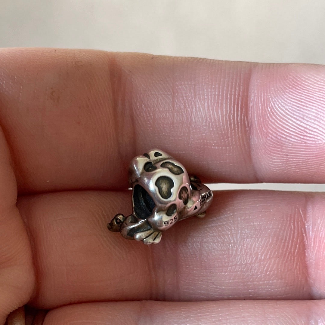 Genuine Chamilia Yoga Om Frog Animal Charm
