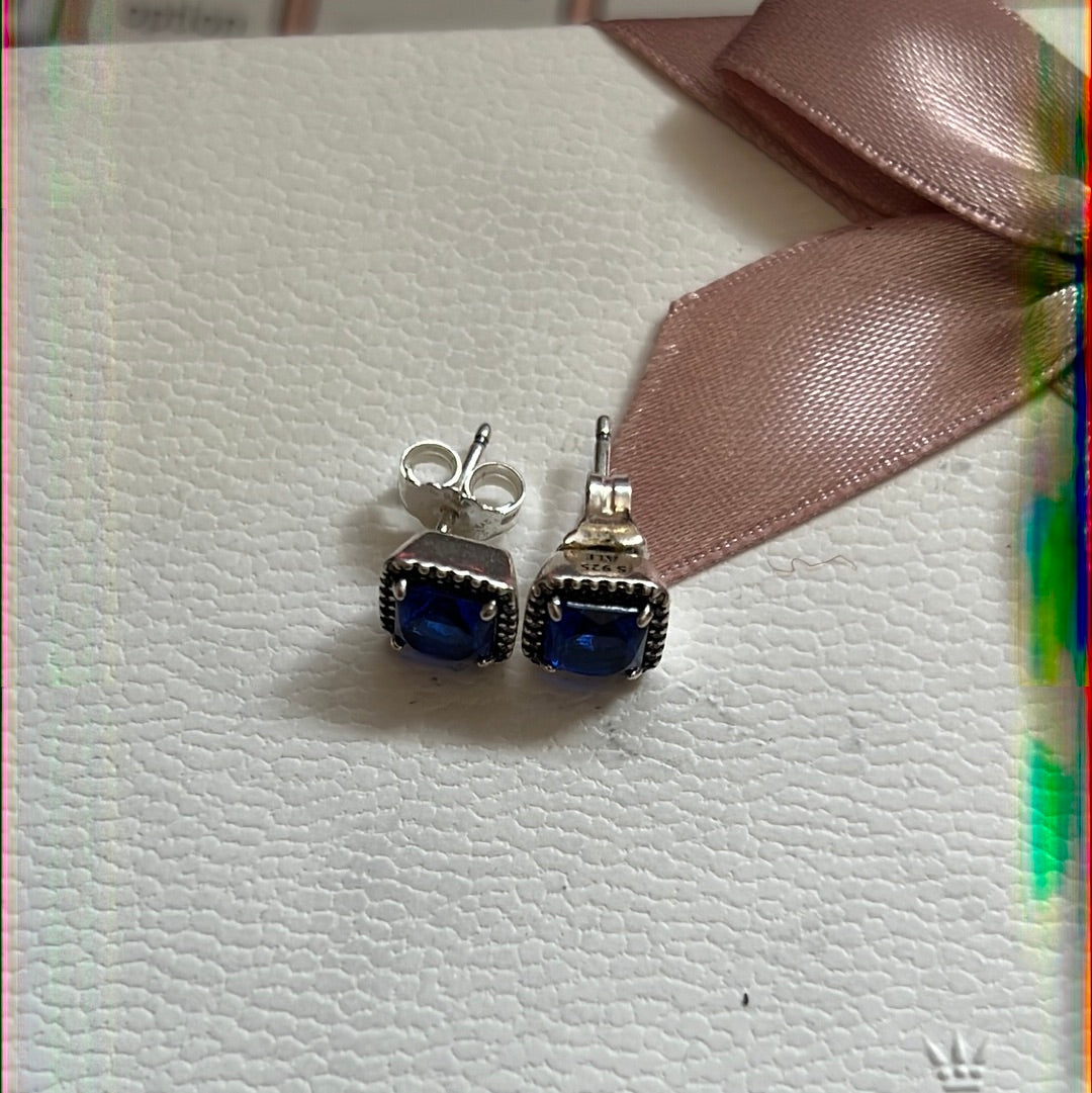 Genuine Pandora Beautiful Blue Square Earrings Studs