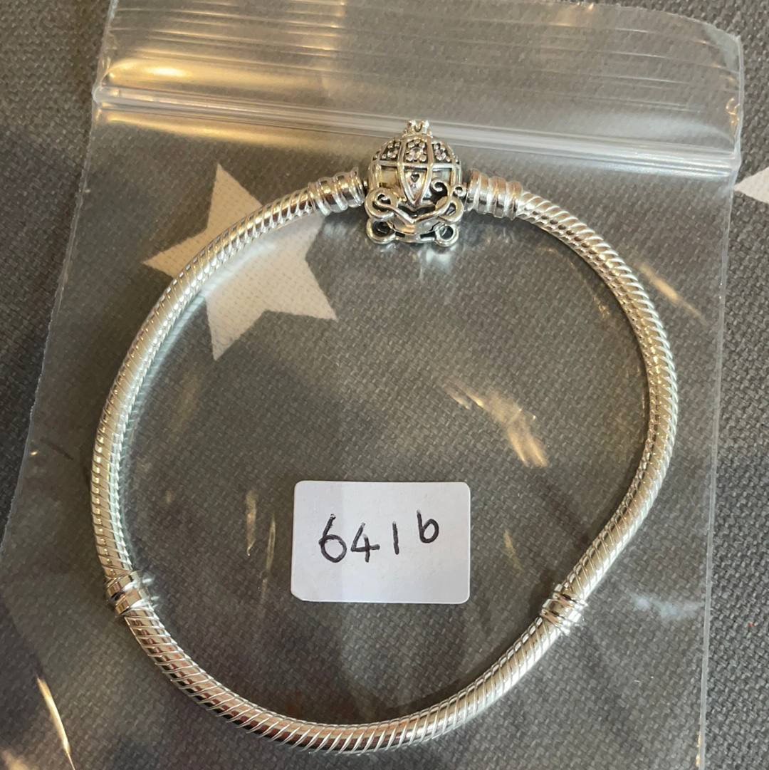 Genuine Pandora Disney Cinderella Carriage Pave Clasp Bracelet Moments 16cm