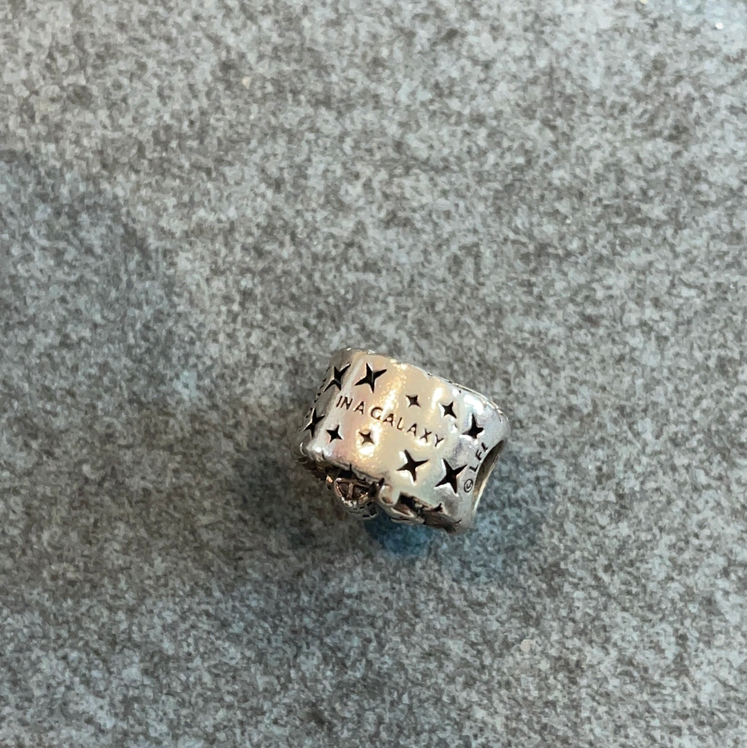Genuine Pandora Disney Star Wars R2D2 Robot Open Work Charm