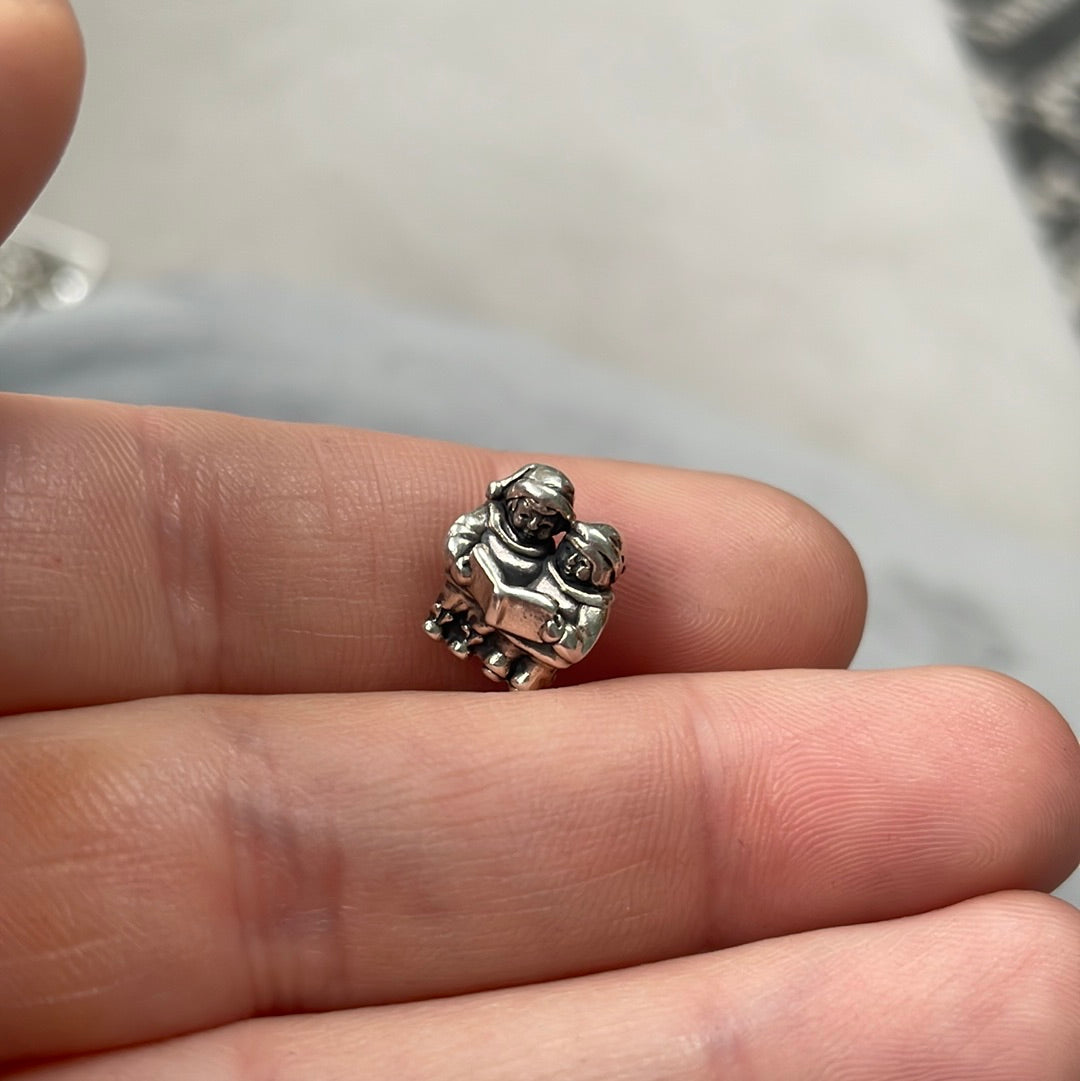 Genuine Pandora Carol Singer Christmas Charm