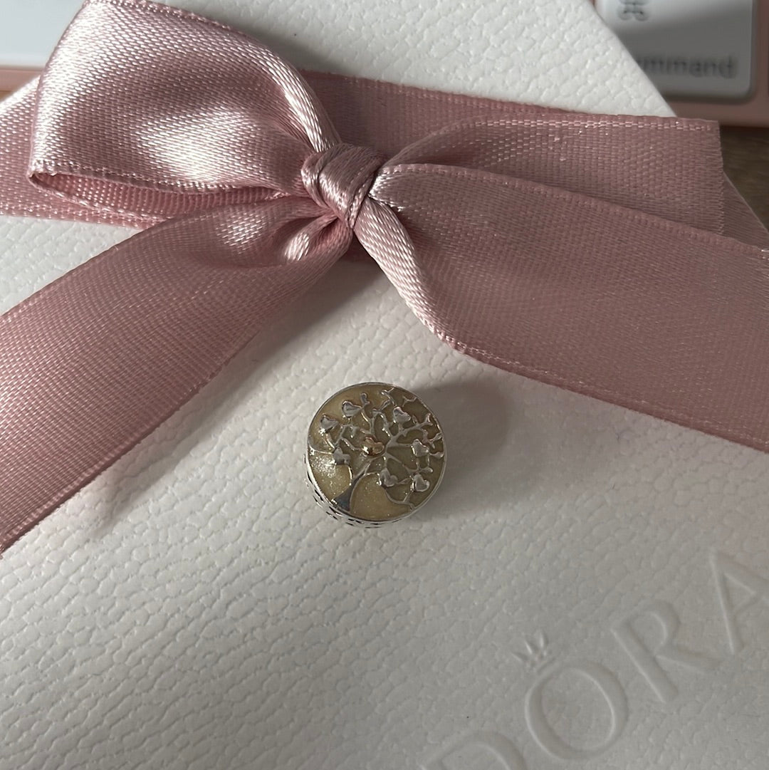 Genuine Pandora Two Tone Family Tree Enamel Charm Enamel With Gold Heart