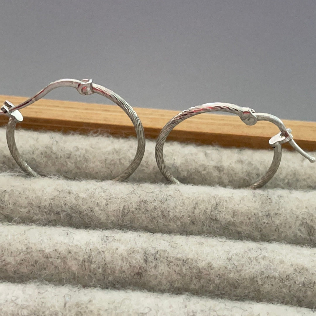 Brand New Textured Sterling Silver Hoops Made in Italy Earrings