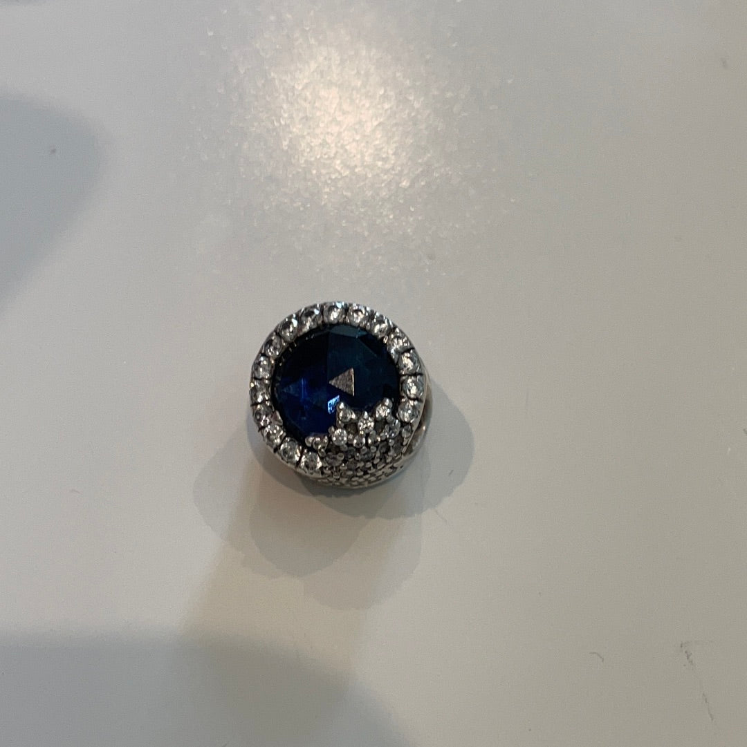 Genuine Pandora Dazzling Blue Frozen Snowflake Cz Charm