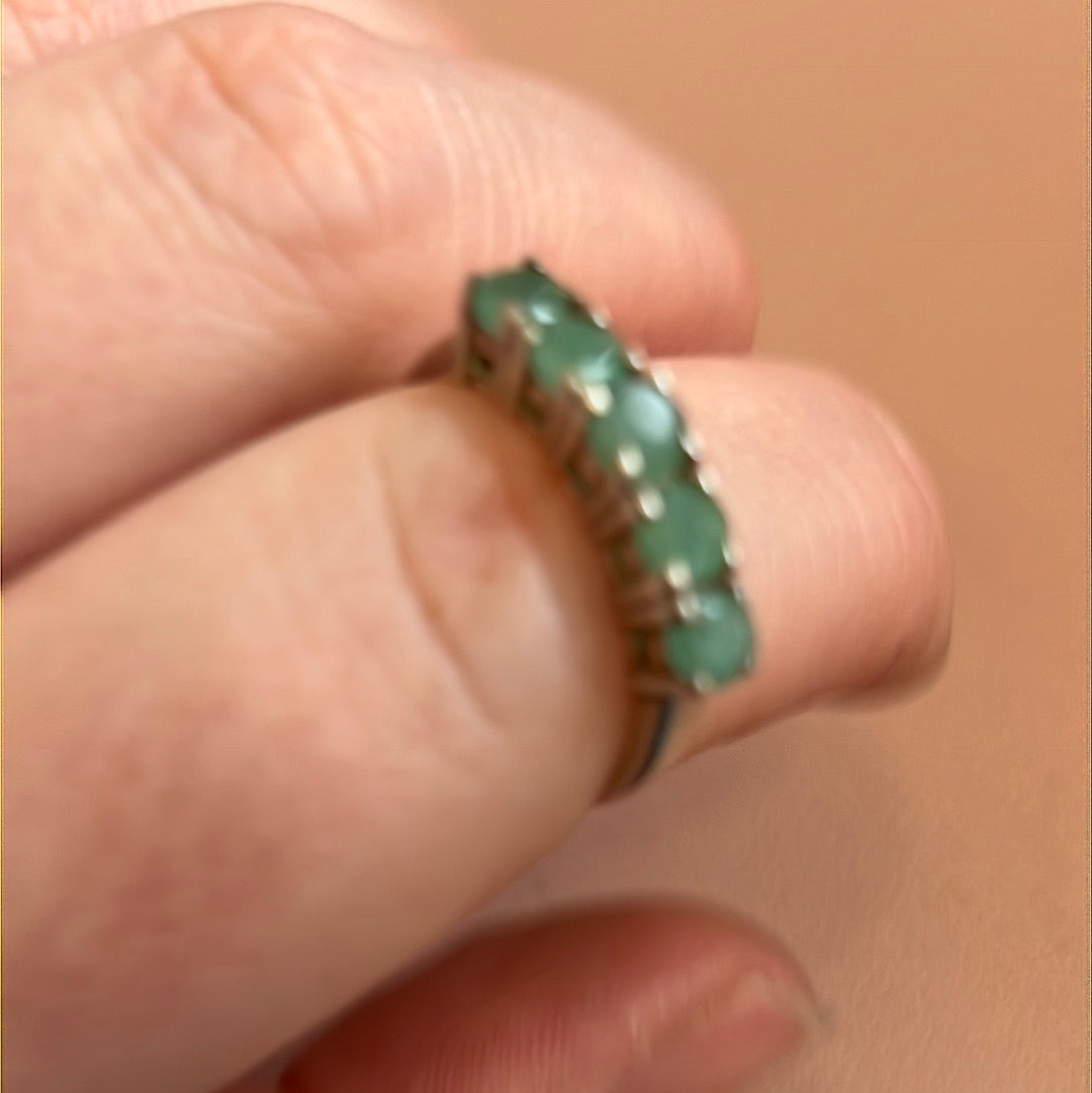 Sterling Silver Ring Beautiful Jade Green Square Stones 56