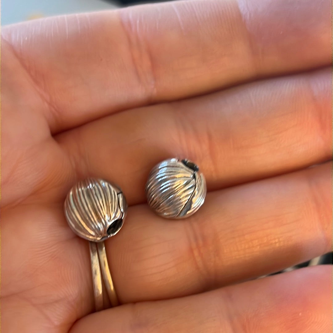 Genuine Pandora Pair of Lined Clips Sold As a Pair
