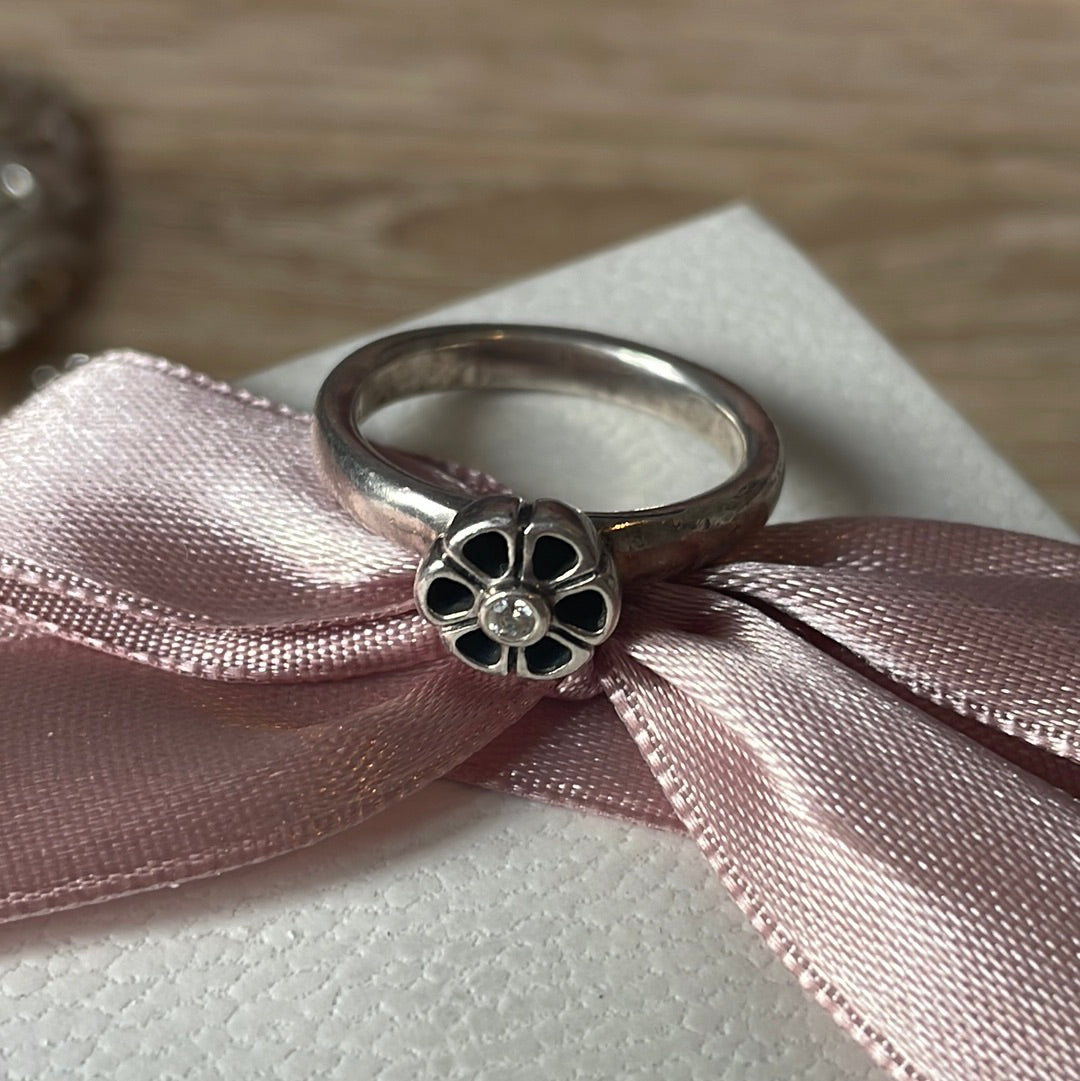 Genuine Pandora Daisy Open Flower Ring 52
