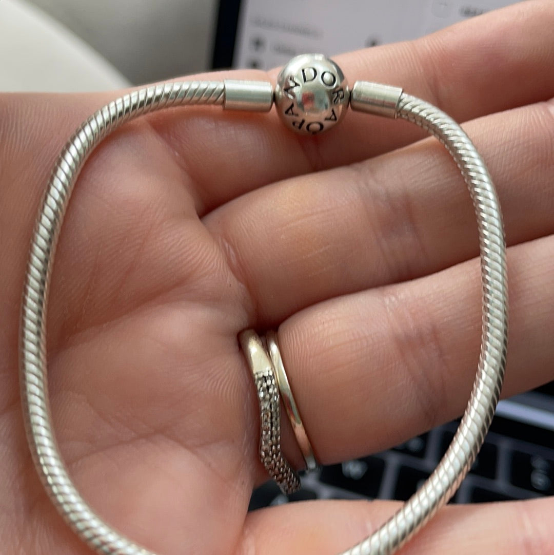 Genuine Pandora Moments Bracelet Smooth