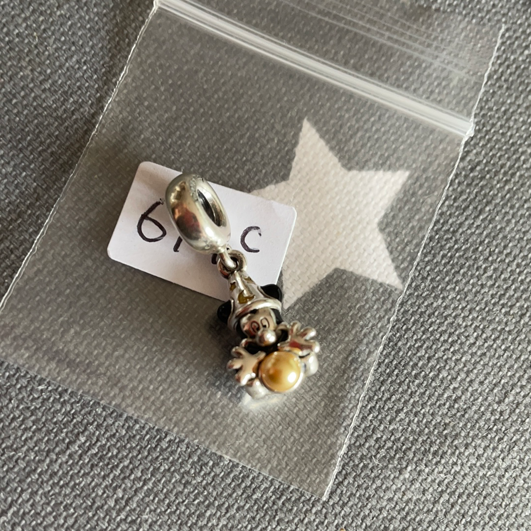 Genuine Pandora Exclusive Disney Mickey Mouse the Sorcerer Fantasia Golden Pearl Enamel Charm RARE