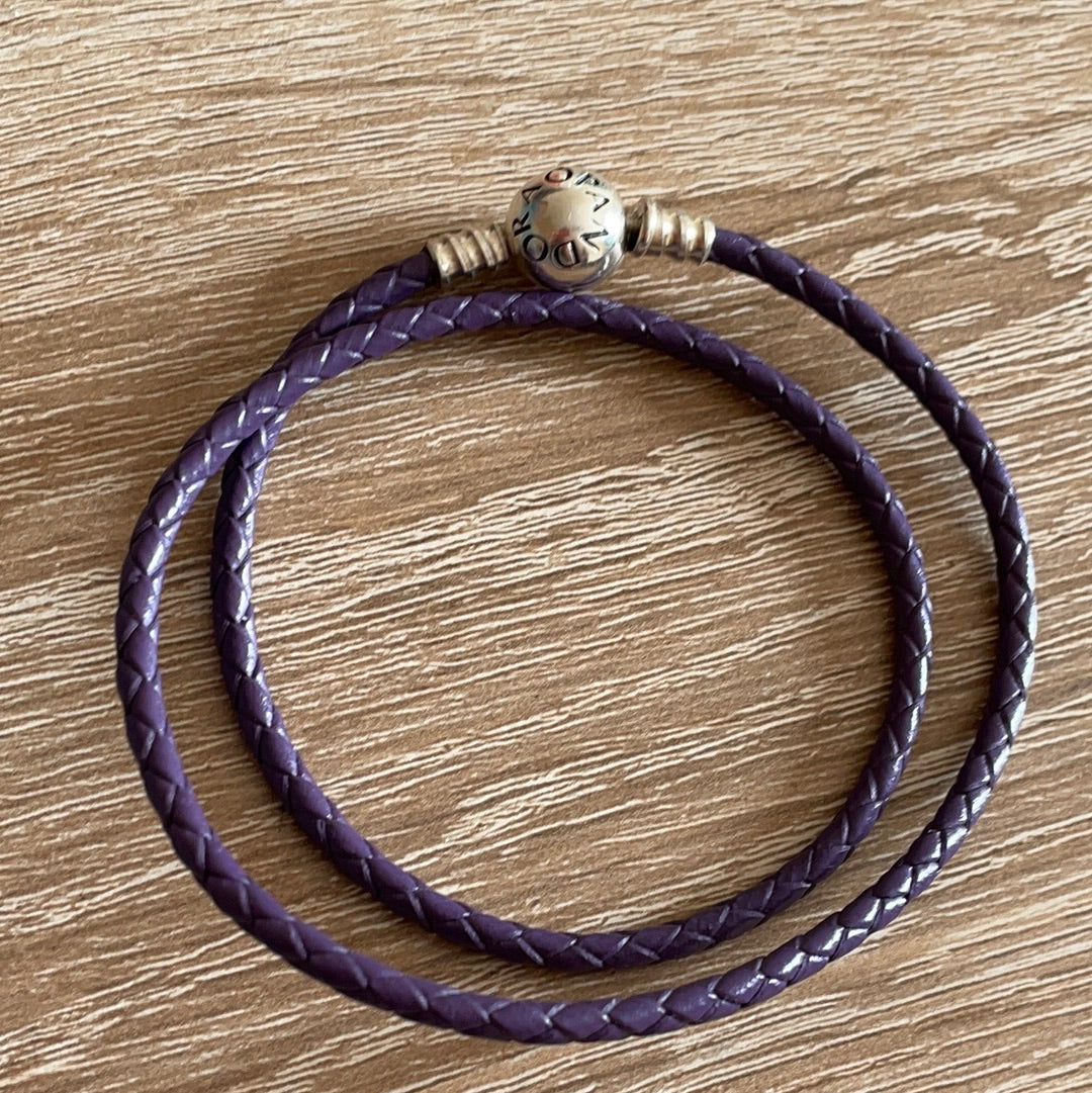 Genuine Pandora Light Purple Double Leather Bracelet Size Medium New Style Clasp