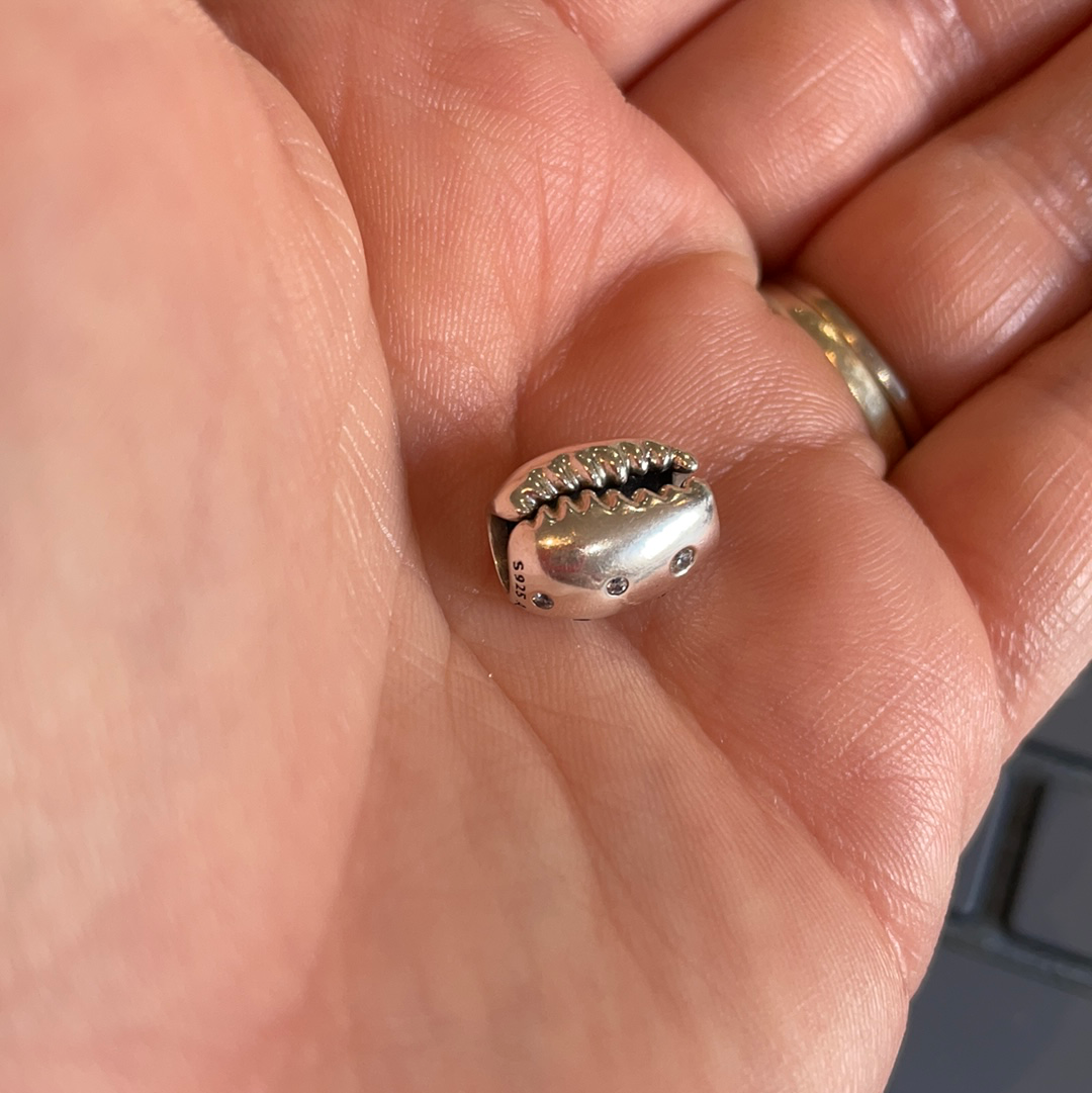 Genuine Pandora Seashell Pave Studded Clear CZ Cowrie Shell Beach