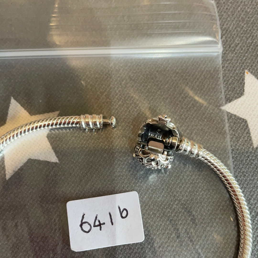 Genuine Pandora Disney Cinderella Carriage Pave Clasp Bracelet Moments 16cm