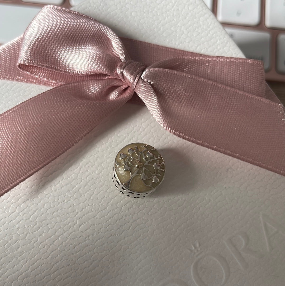 Genuine Pandora Two Tone Family Tree Enamel Charm Enamel With Gold Heart