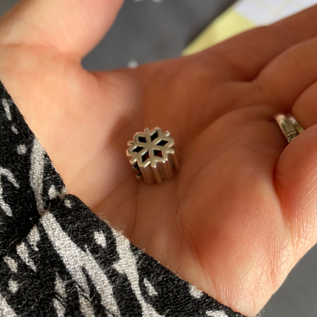 Genuine Pandora Plain Snowflake Winter Charm